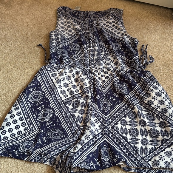 Pattern Romper - Size Large - Picture 10 of 12